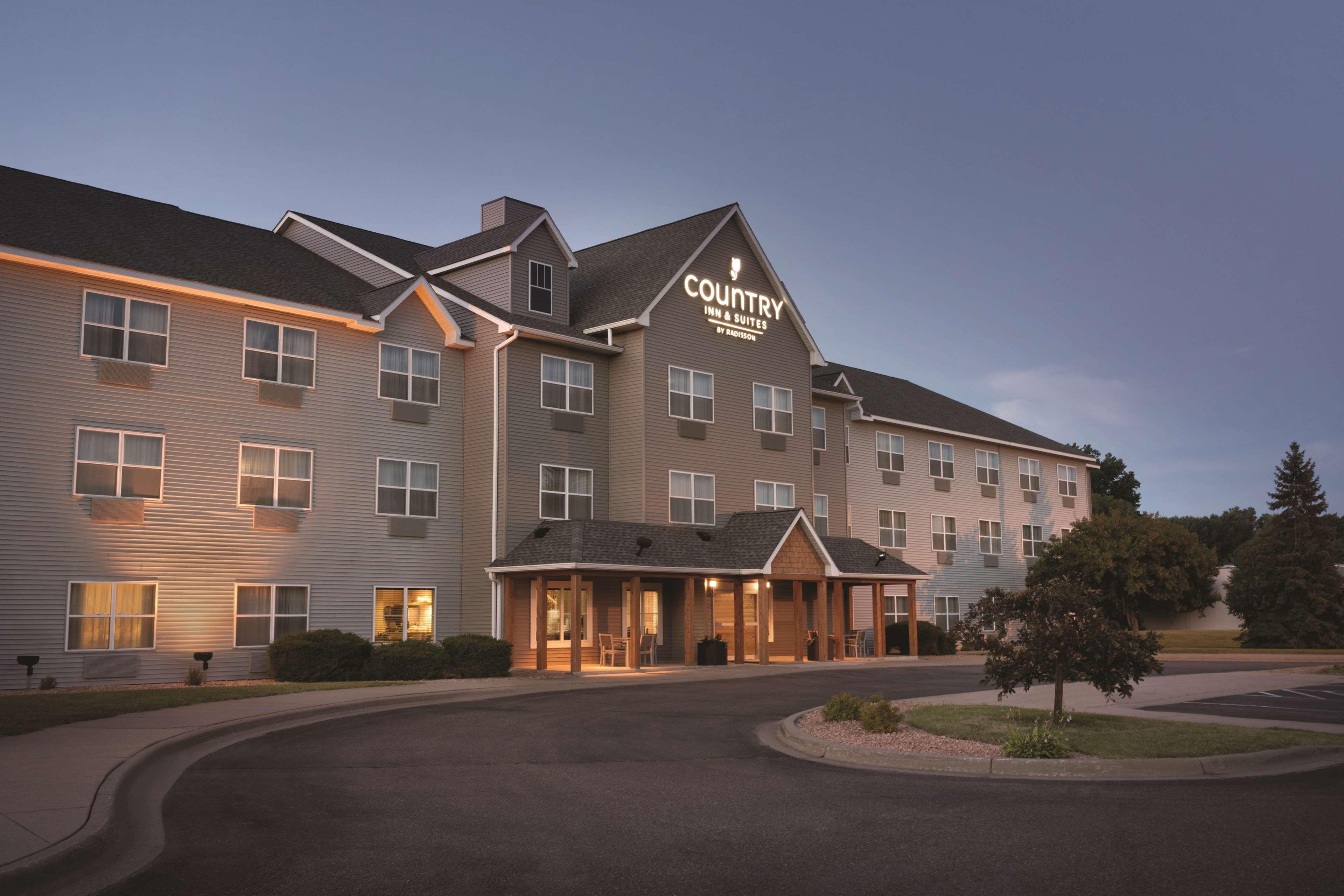 Country Inn & Suites By Radisson, Brooklyn Center, Mn Exterior foto